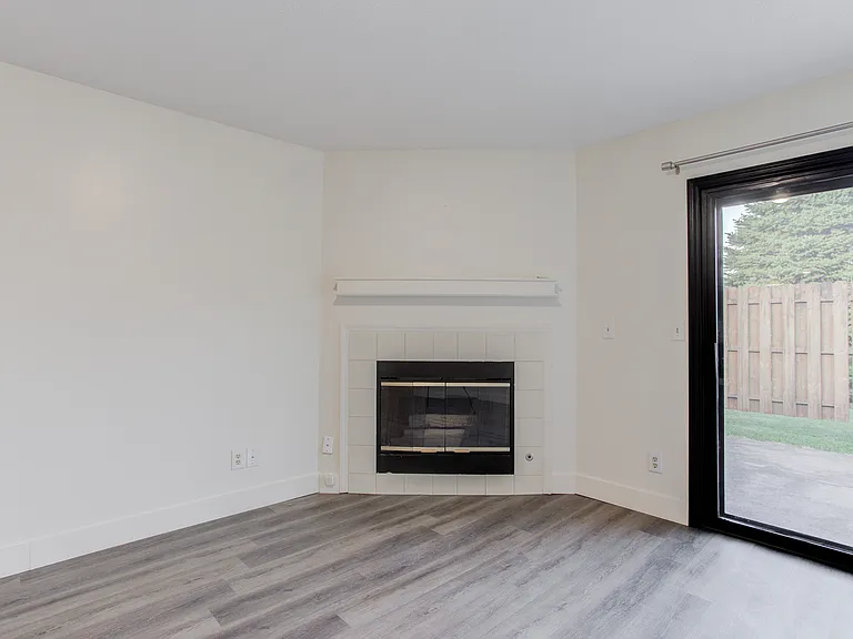 165 Westhaven Dr — Photo 6