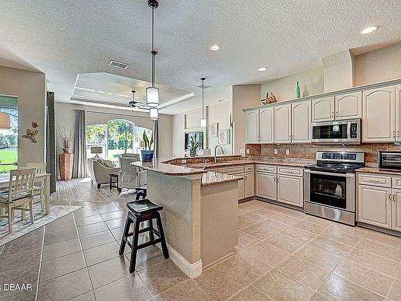 4th image of 1420 Kinnard Cir