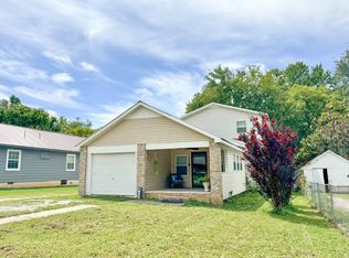 715 N Vine St, Winchester, TN 37398