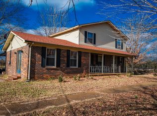 743 Cedar Grove Rd, Chapel Hill, TN 37034