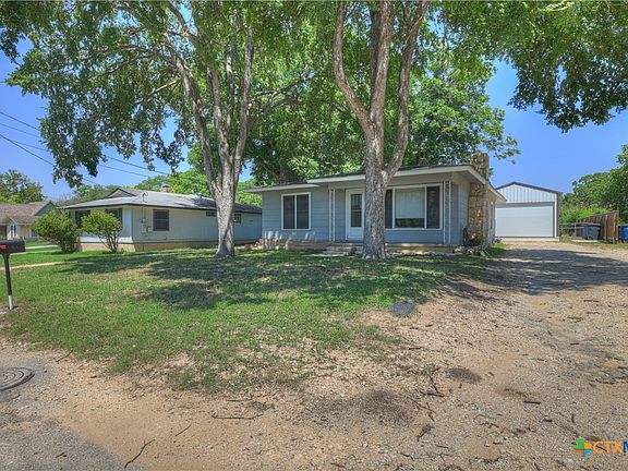 5th image of 841 Josephine St