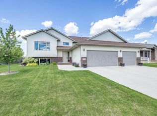 3725 Fillmore St S, Fargo, ND 58104
