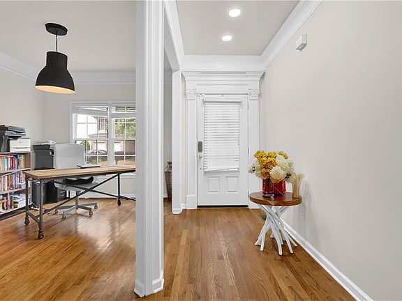 3rd image of 247 Water Oak Pl