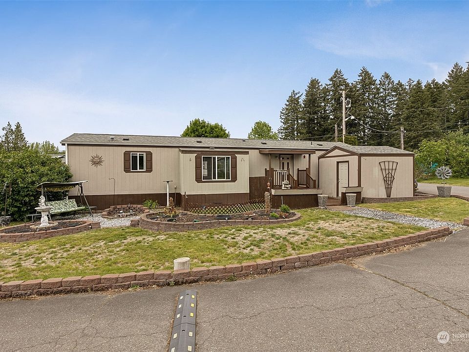 1st image of 4045 49th Avenue SW #12