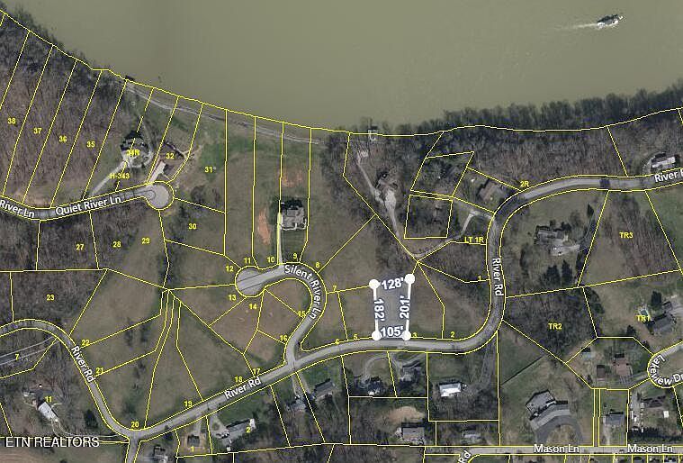 2nd image of 530 River Rd