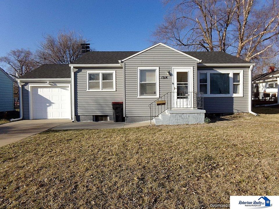 1914 Elk St Beatrice NE 68310 Zillow