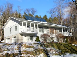 4 Birch Ln, Prompton, PA 18456