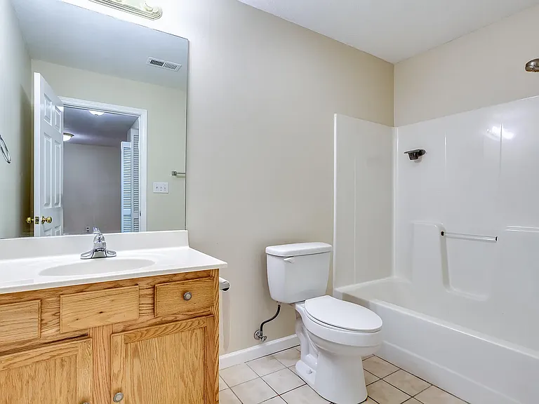 947 Spring Park Rd — Photo 10