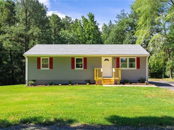 704 Cooks Rd, Farmville, VA 23901