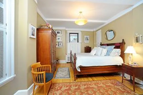 Sold by Douglas Elliman | media 22