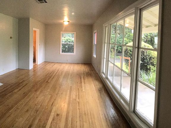 2nd image of 2515 Northrop Ave