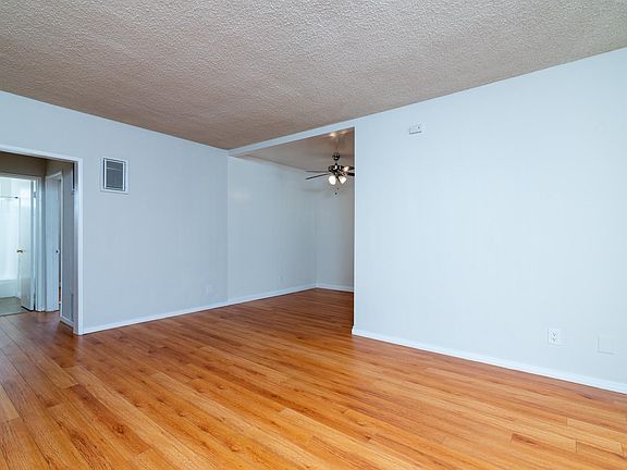 2nd image of 1849 Beloit Ave APT 8