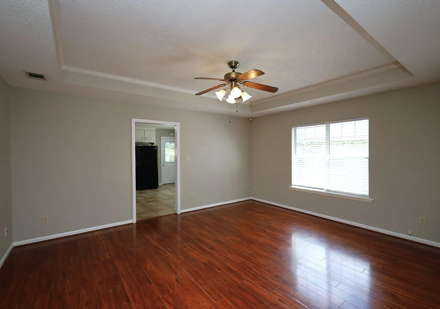 4116 Hamilton Circle — Photo 3
