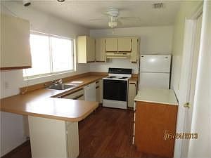 5th image of 1725 SE North Buttonwood Dr