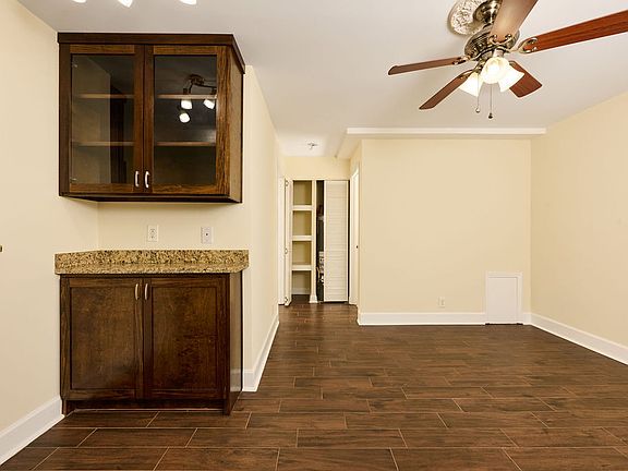 3rd image of 32 Peachtree Ave NE #10482348