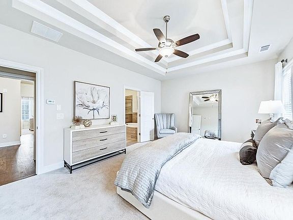 4th image of 2439 Skyland Way #75