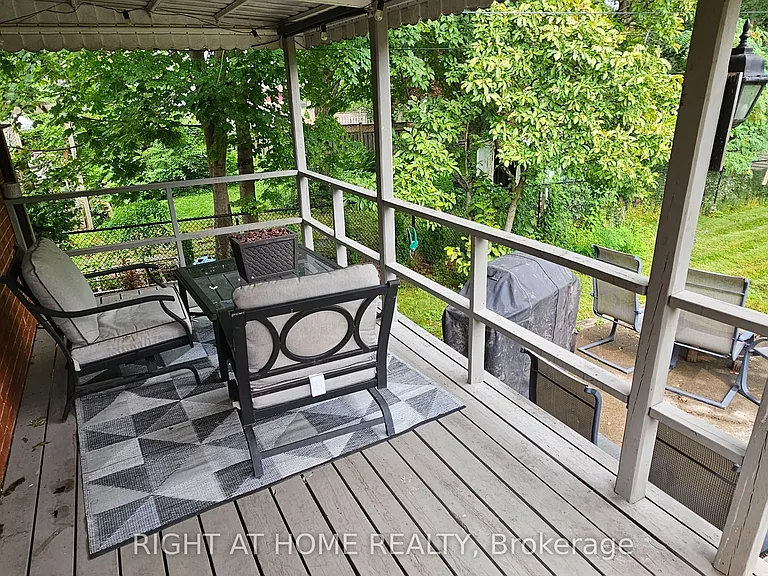 130 Prince Charles Dr #MAIN — Photo 10