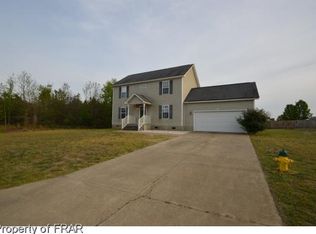 3693 Pioneer Dr, Hope Mills, NC 28348