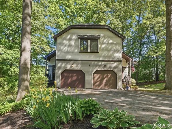 1159 Highland Avenue #4A, Waterbury, CT 06708