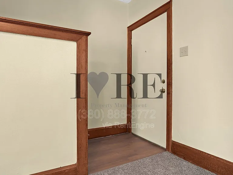 1257 E Livingston Ave — Photo 7