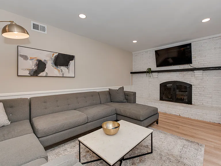 616 Sweetgum Ln — Photo 15