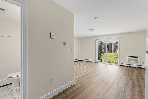Parkway Cedarhurst Apartments Photo 1 Parkway Cedarhurst Apartments Photo 1