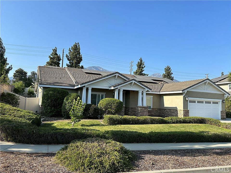 1st image of 1061 W Kenwood St
