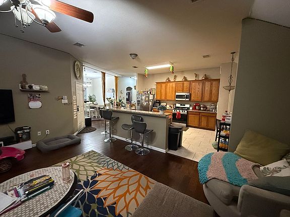 5th image of 1619 Mineral Springs Dr