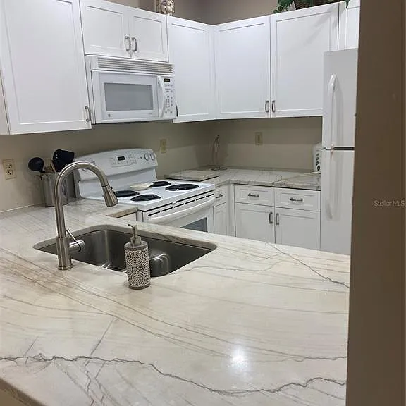 622 Bird Bay Dr S #203 — Photo 6