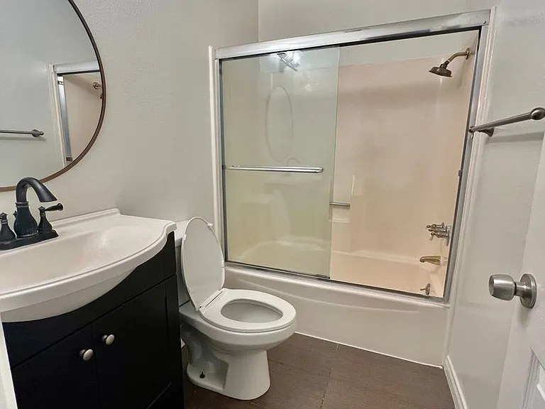 23401 Park Sorrento #22 — Photo 9