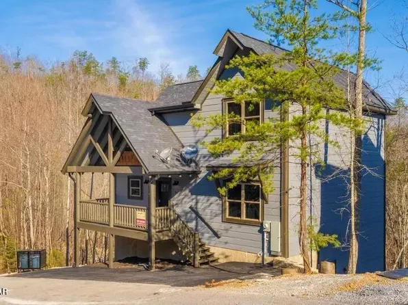 923 Pine Valley Way, Sevierville, TN 37862