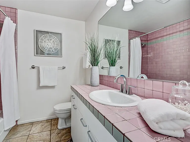 867 Aubrey Ct #2 — Photo 41
