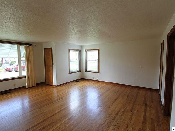 5th image of 12 Greer St