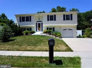 416 W Hanna Dr, Newark, DE 19702