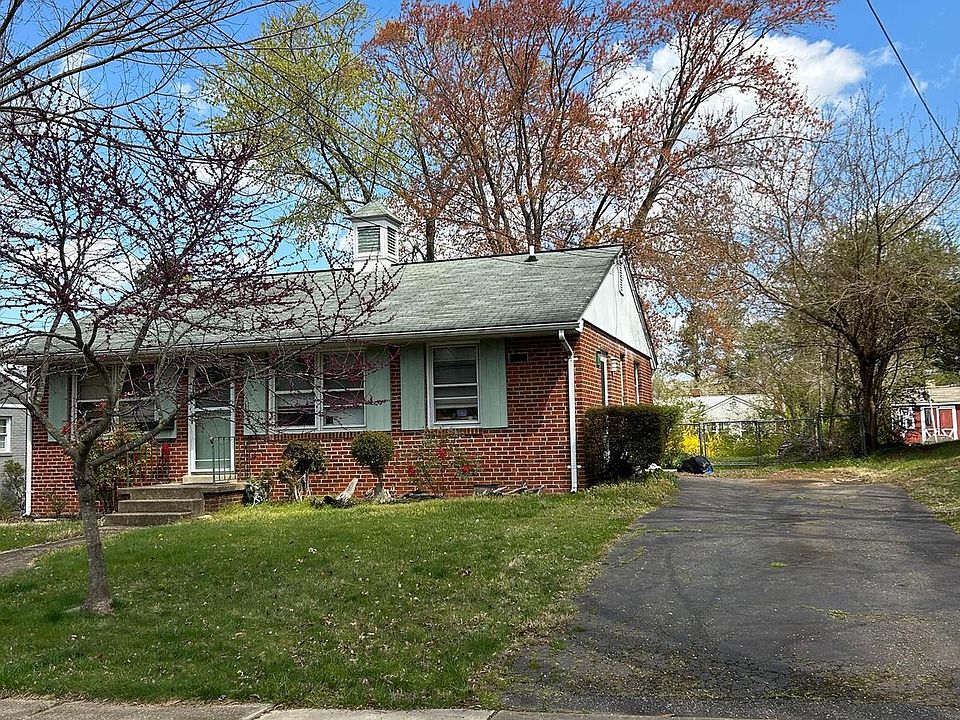2nd image of 3109 Normandy Ave