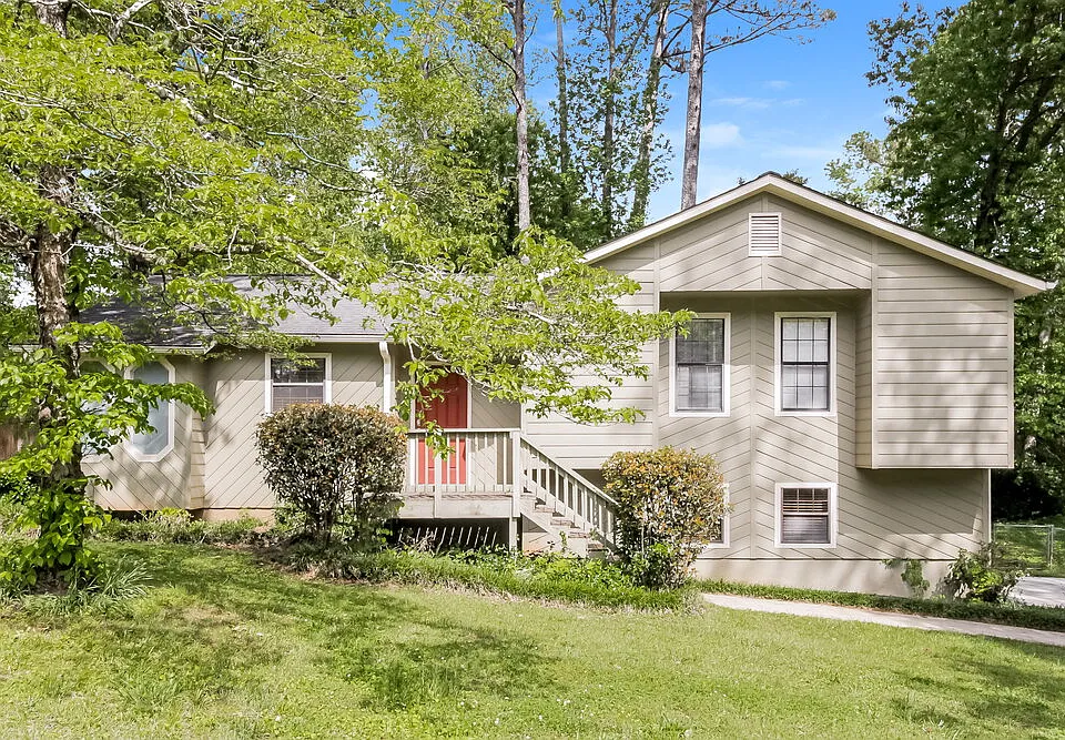 3240 Beaver Dr