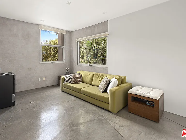 710 Milwood Ave — Photo 15