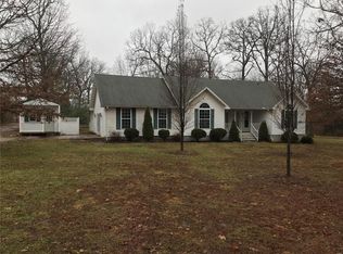 31301 Orion Dr, Lebanon, MO 65536