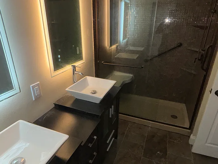 1333 N Walnut St — Photo 5