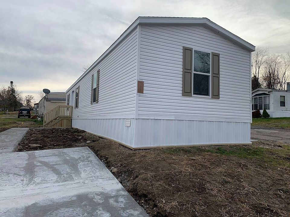 1st image of 4261 Meadow Lark Dr