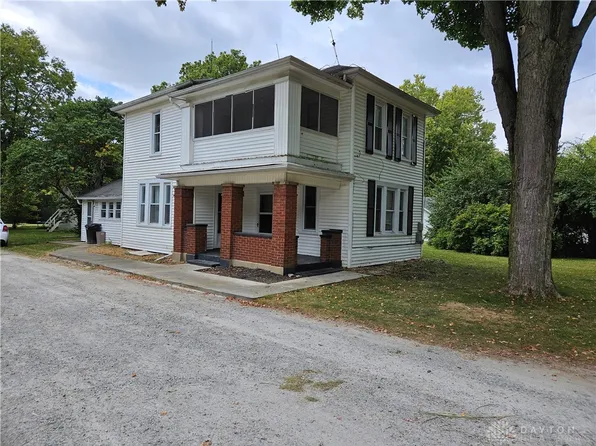 3807 New Carlisle Pike, Springfield, OH 45504