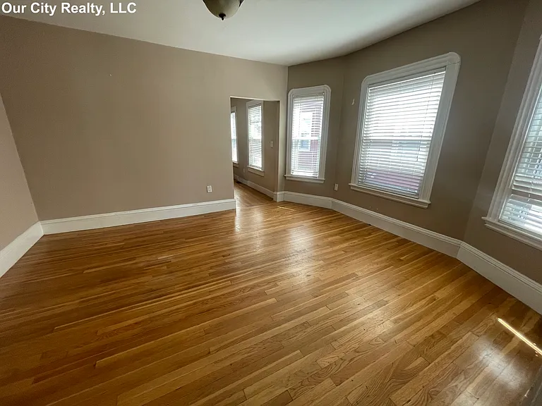 21 Westminster St #1 — Photo 3