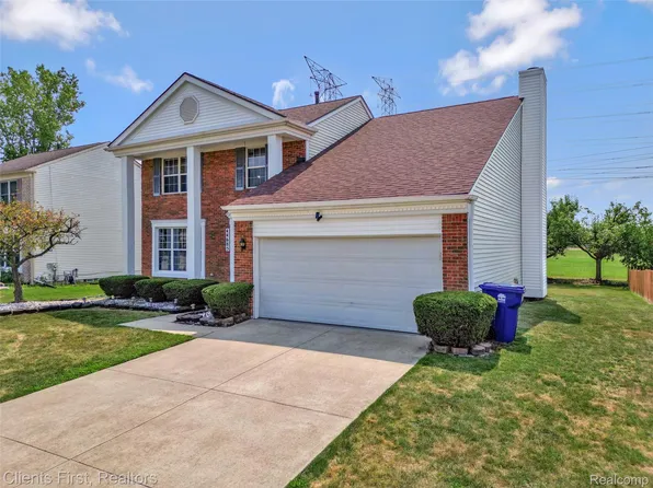 44685 Fair Oaks Dr, Canton, MI 48187