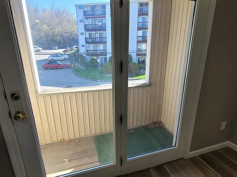 7 Gibbs St #7 — Photo 14