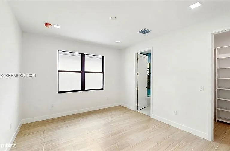 8350 Royal County Down Rd — Photo 31