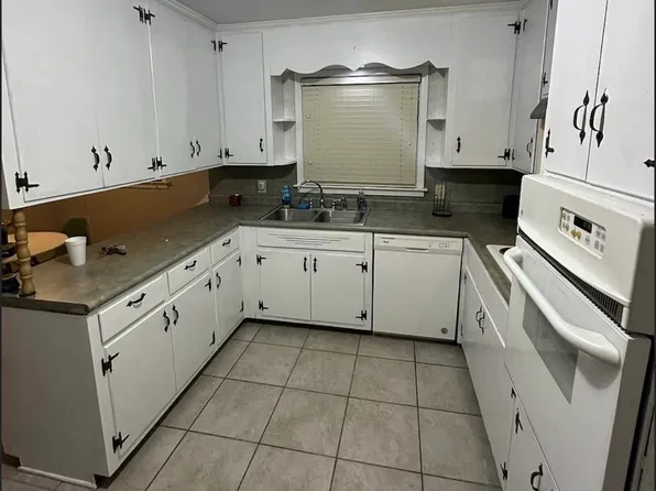 4170 Hickory Dr, Montgomery, AL 36109
