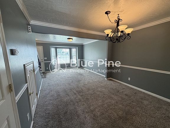 3rd image of 217 Georgetown Dr Unit 1