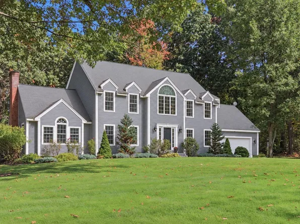 25 McLains Woods Rd, Groton, MA 01450