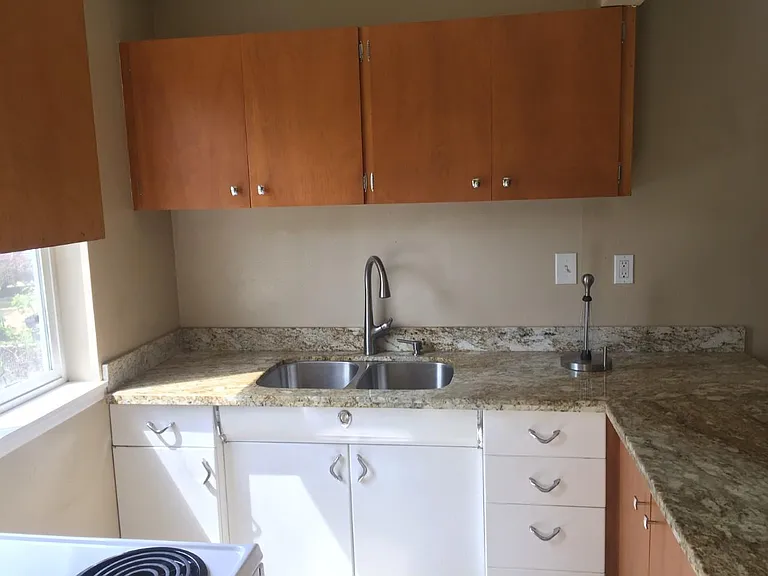 407 N D St #C — Photo 5