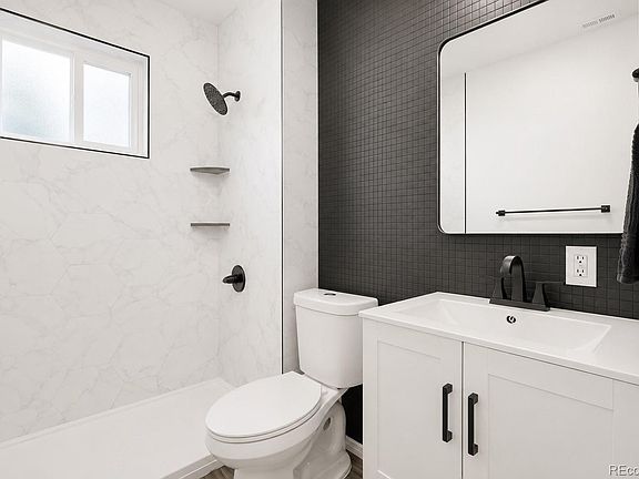 5th image of 4045 Shoshone Street